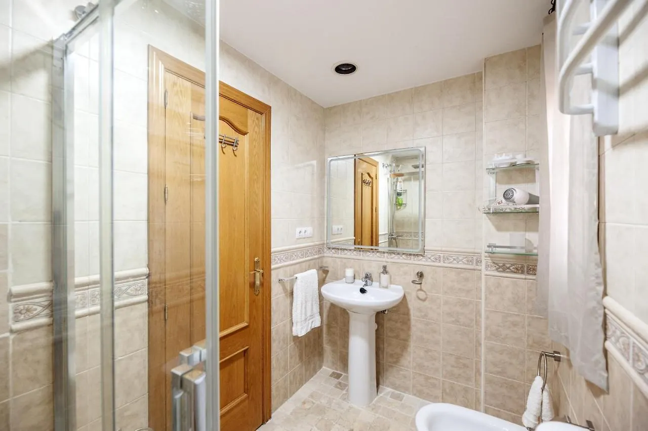 Apartment Cozy 2 Bedroom On Rincon Dorado- Air Conditioning, Netflix, Roku Tv Torremolinos
